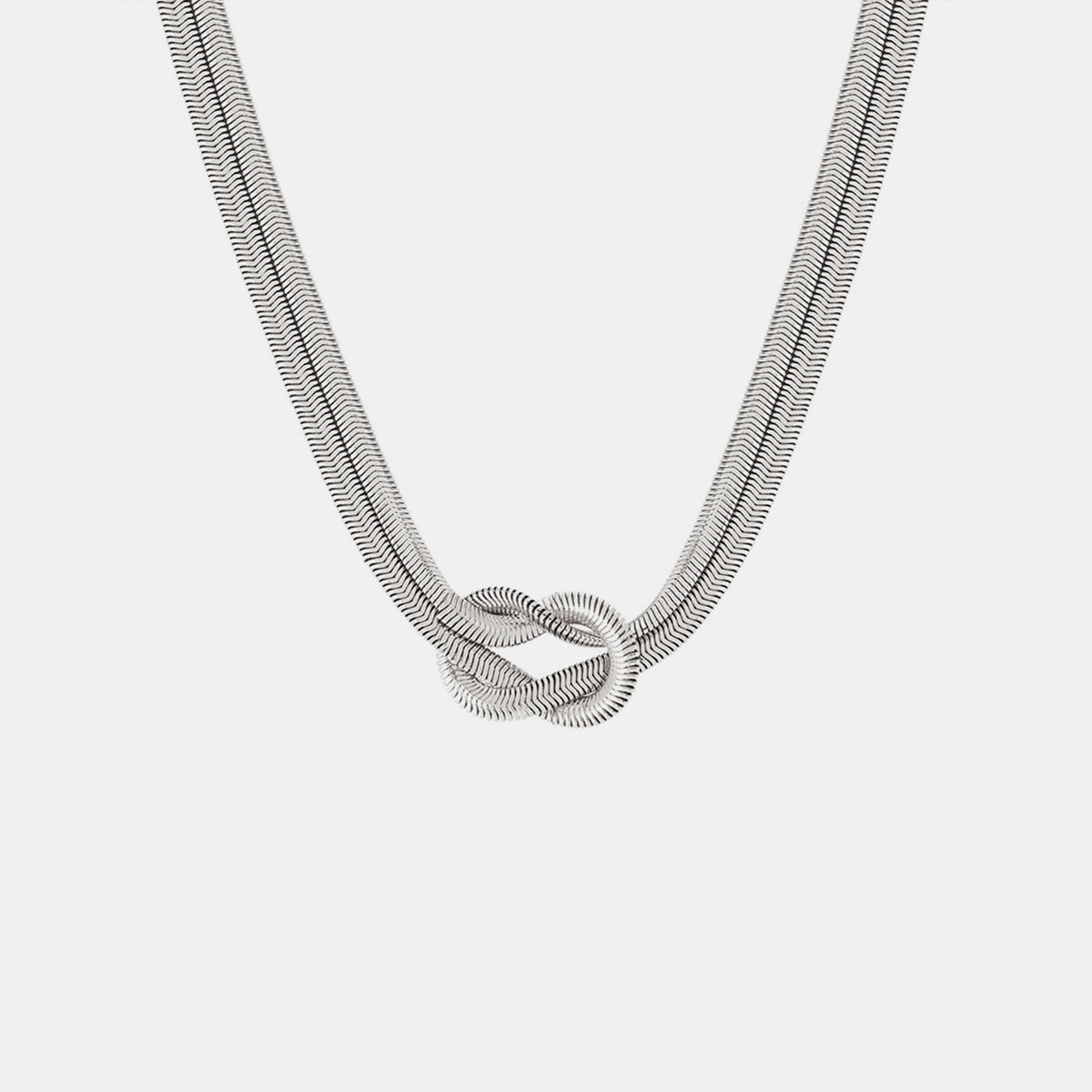 TIE THE KNOT NECKLACE